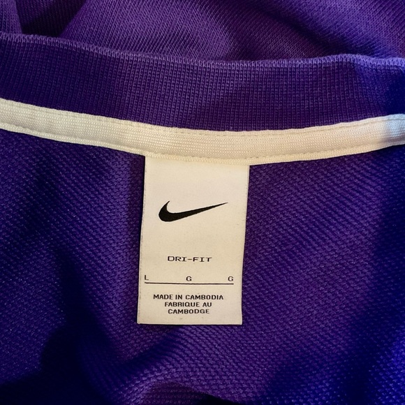 Nike Purple Crew Neck mens Sweatshirt - Picture 3 of 8